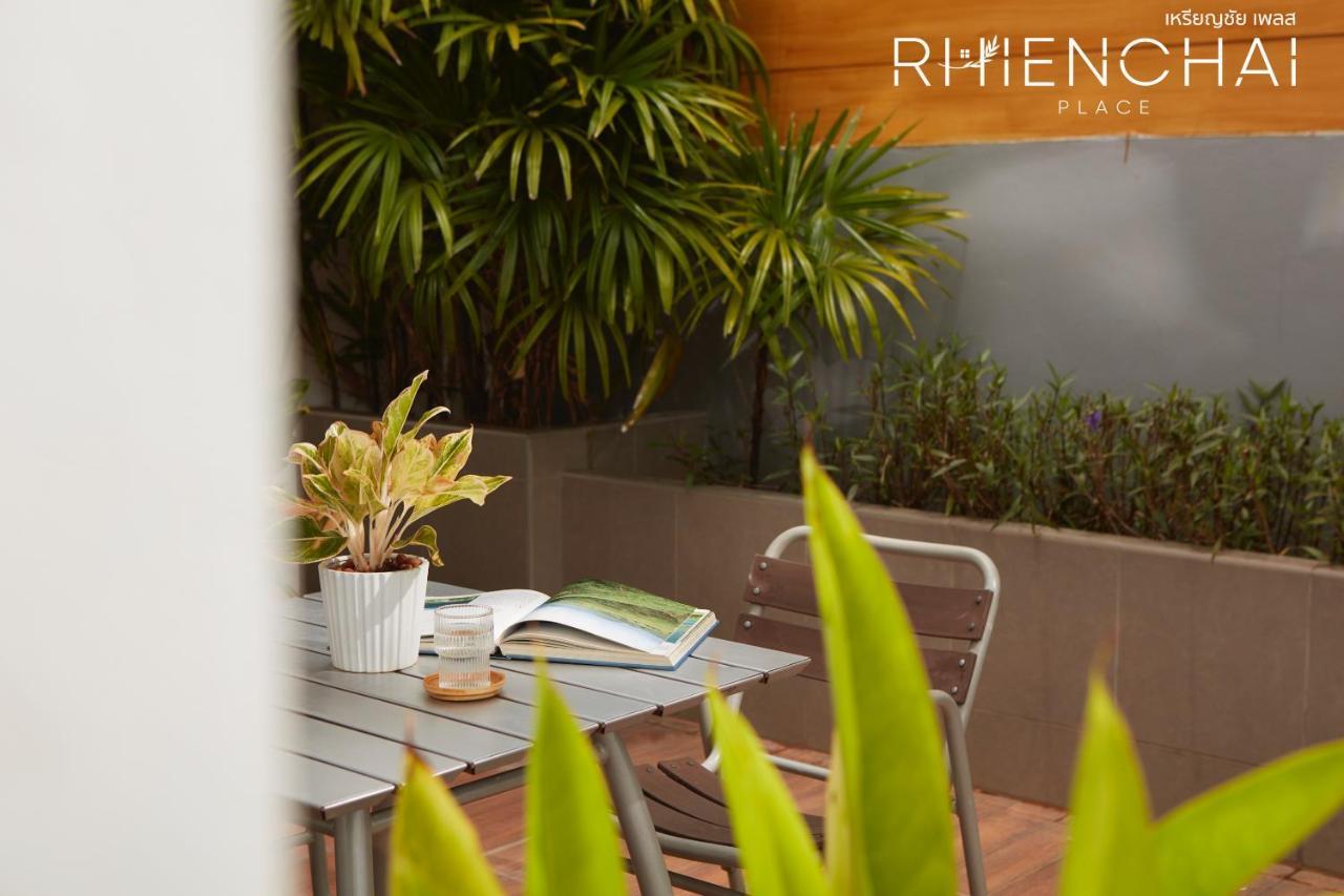 Rhienchai Place Hotel Surat Thani Exterior photo