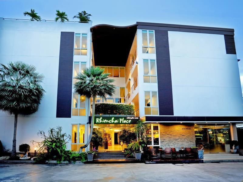 Rhienchai Place Hotel Surat Thani Exterior photo